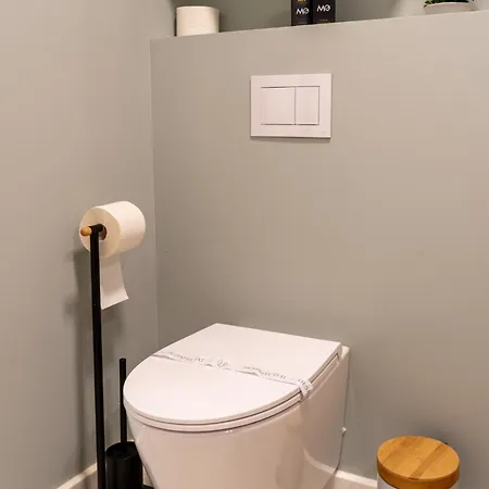 Mohost Nook - Exclusive 3-bedroom Mountain Βίλα *