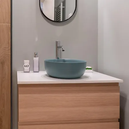 Mohost Nook - Exclusive 3-bedroom Mountain Βίλα