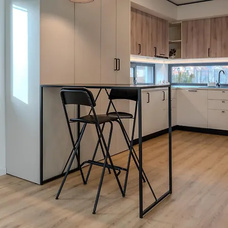 Mohost Nook - Exclusive 3-bedroom Mountain Βίλα *