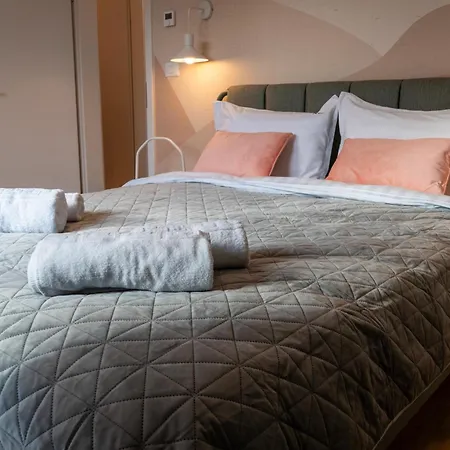 Βίλα Mohost Nook - Exclusive 3-bedroom Mountain Μπρασόβ